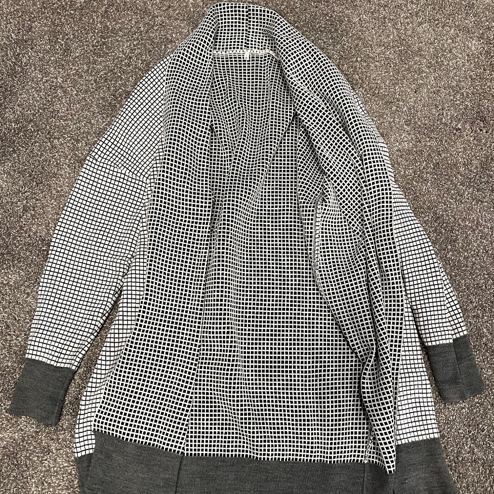 Women’s Oversized Cardigan